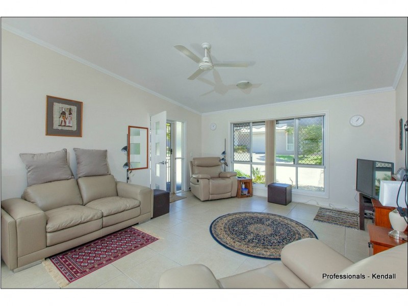 6 / 20-24 Yuulong Rd, Tamborine Mountain QLD 4272