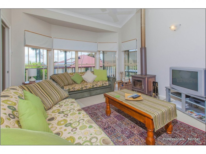 7 Saguaro Court, Eagle Heights QLD 4271