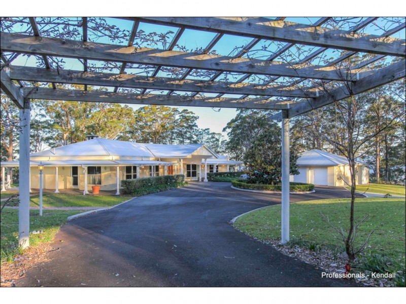 25 Munro Court, Tamborine Mountain QLD 4272