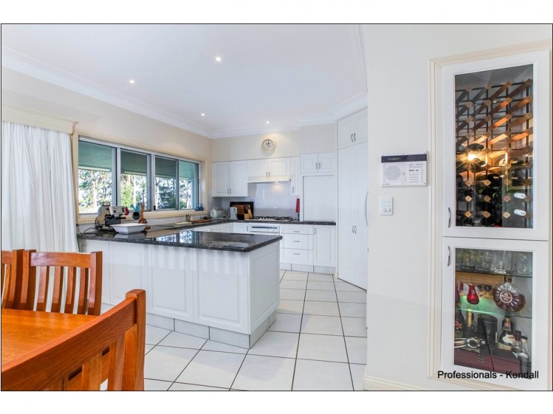 25 Munro Court, Tamborine Mountain QLD 4272