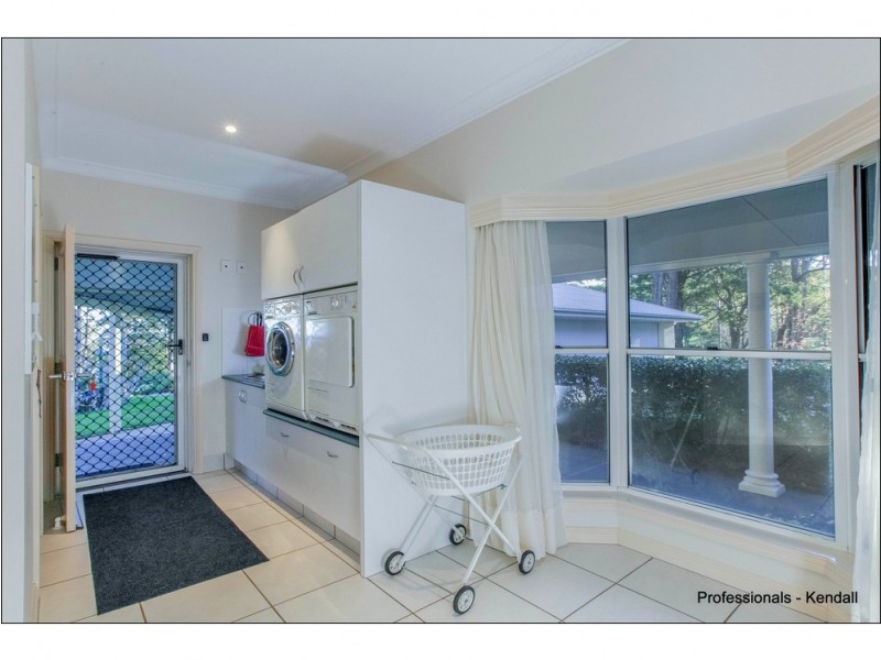 25 Munro Court, Tamborine Mountain QLD 4272