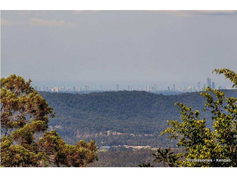 14 Borneo Court, Tamborine Mountain QLD 4272