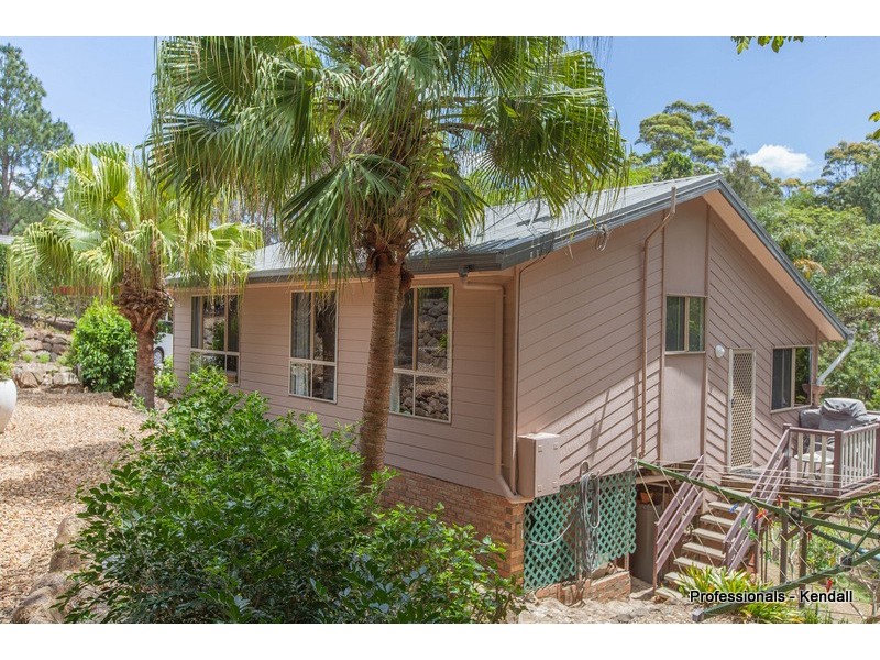 12 Jura Court, Eagle Heights QLD 4271