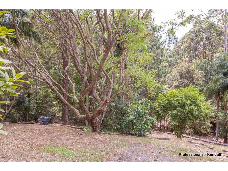 12 Jura Court, Eagle Heights QLD 4271