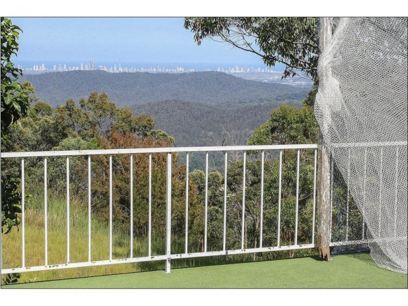 5 Celebes Court, Tamborine Mountain QLD 4272