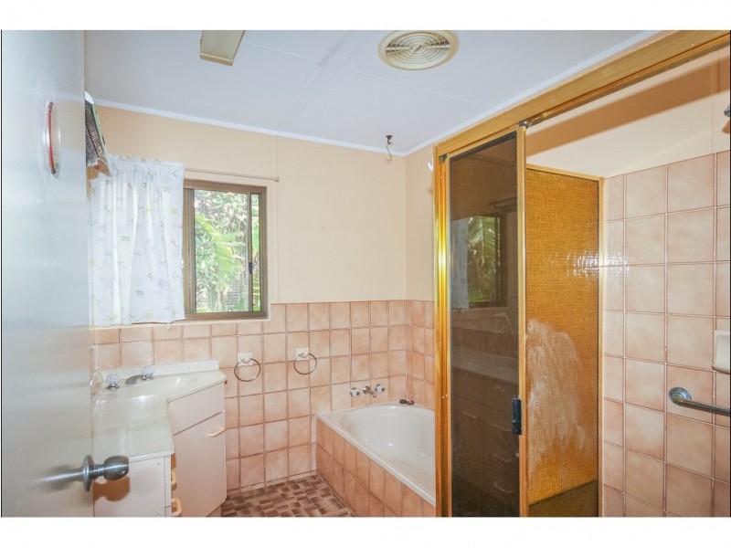 7 Huyber Lane, Tamborine Mountain QLD 4272