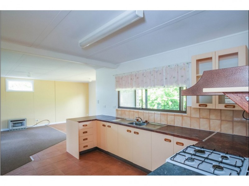 7 Huyber Lane, Tamborine Mountain QLD 4272