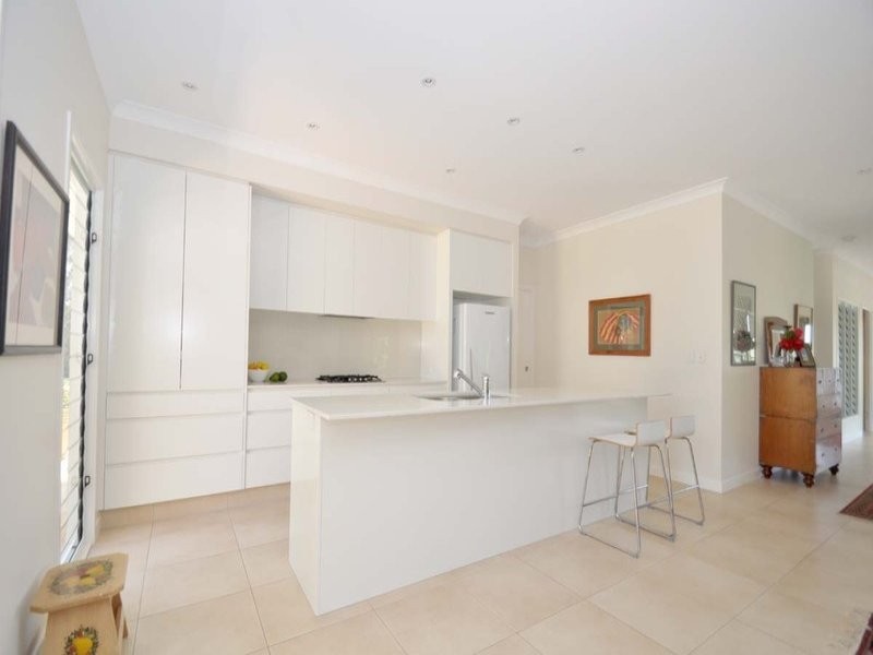 45 Southport Avenue, Eagle Heights QLD 4271