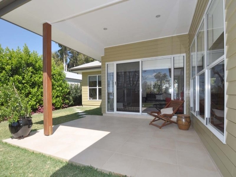 45 Southport Avenue, Eagle Heights QLD 4271