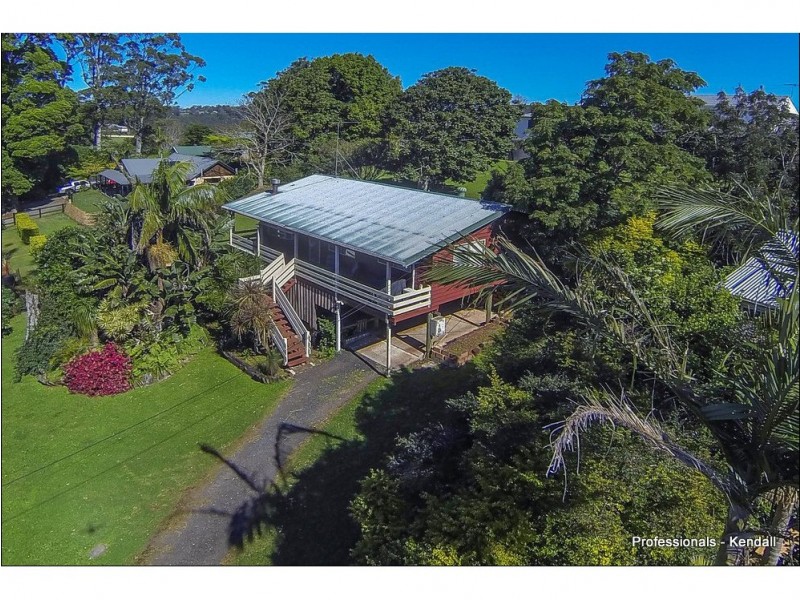 18 Cayambe Court, Eagle Heights QLD 4271