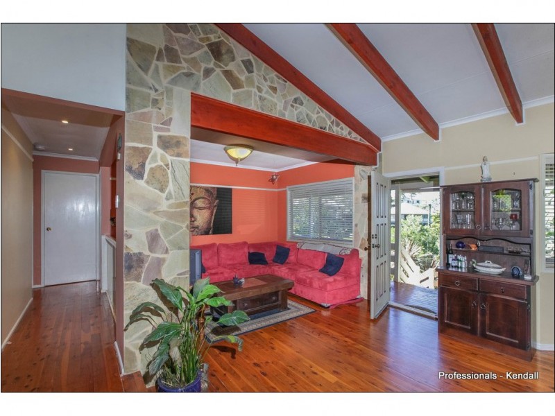 18 Cayambe Court, Eagle Heights QLD 4271