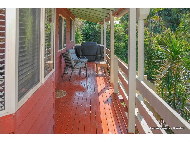 18 Cayambe Court, Eagle Heights QLD 4271