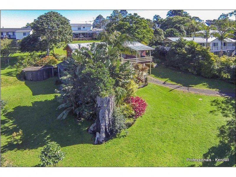 18 Cayambe Court, Eagle Heights QLD 4271