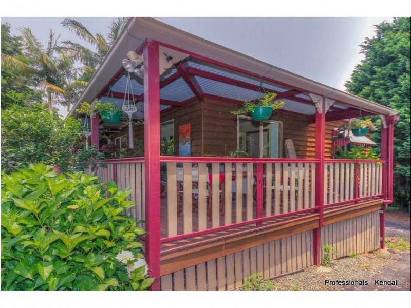 4 Ben Nevis Street, Tamborine Mountain QLD 4272