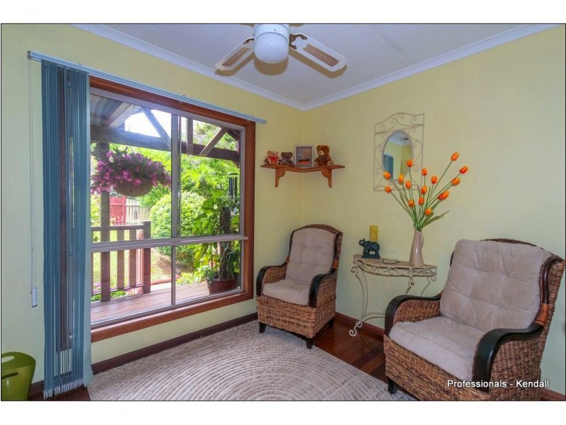 4 Ben Nevis Street, Tamborine Mountain QLD 4272