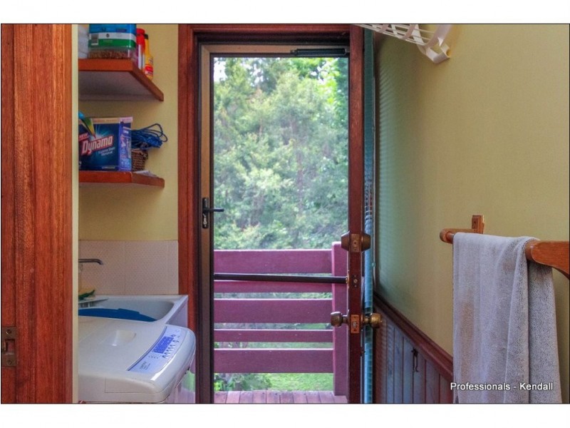 4 Ben Nevis Street, Tamborine Mountain QLD 4272
