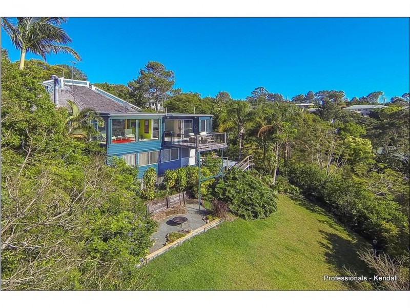 16 Erebus Court, Eagle Heights QLD 4271