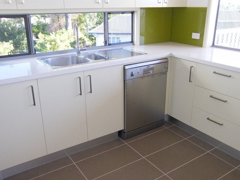 2 Taal Court, Eagle Heights QLD 4271