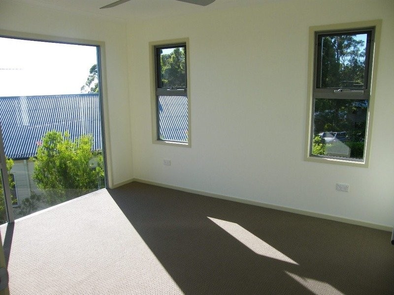 2 Taal Court, Eagle Heights QLD 4271