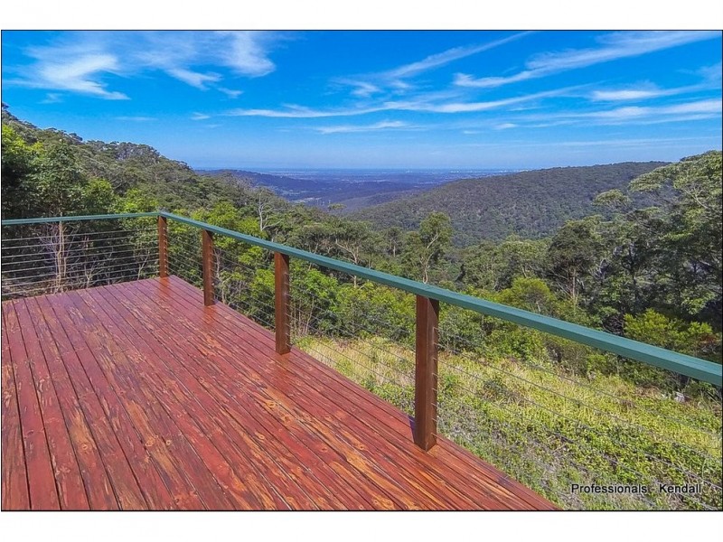 9 Kailas Court, Eagle Heights QLD 4271