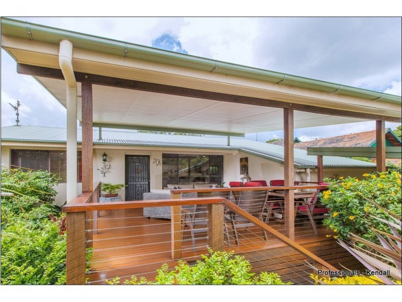 28 Stradbroke Avenue, Eagle Heights QLD 4271