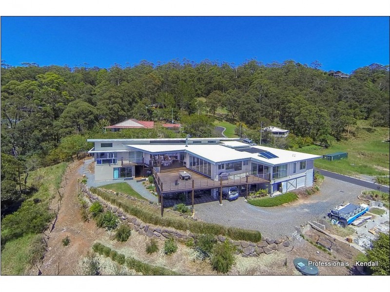 6 Sumatra Court, Tamborine Mountain QLD 4272