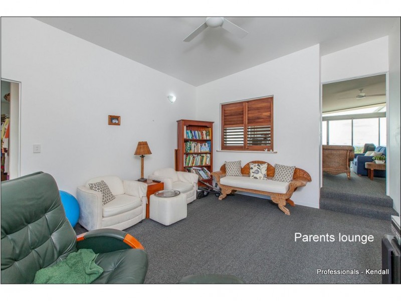 6 Sumatra Court, Tamborine Mountain QLD 4272