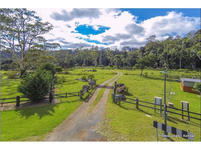 114 The Shelf Road, Tamborine Mountain QLD 4272