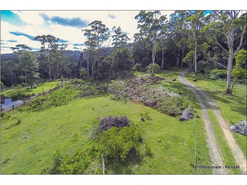 114 The Shelf Road, Tamborine Mountain QLD 4272