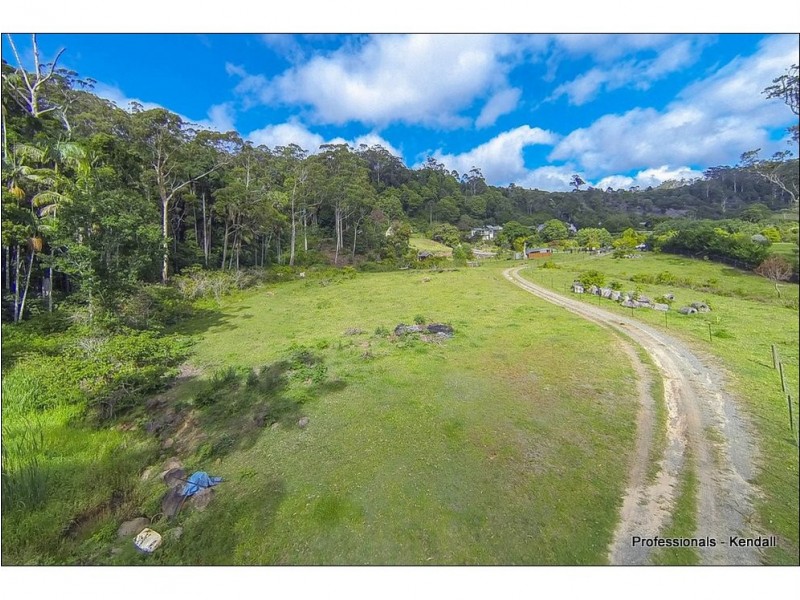 114 The Shelf Road, Tamborine Mountain QLD 4272