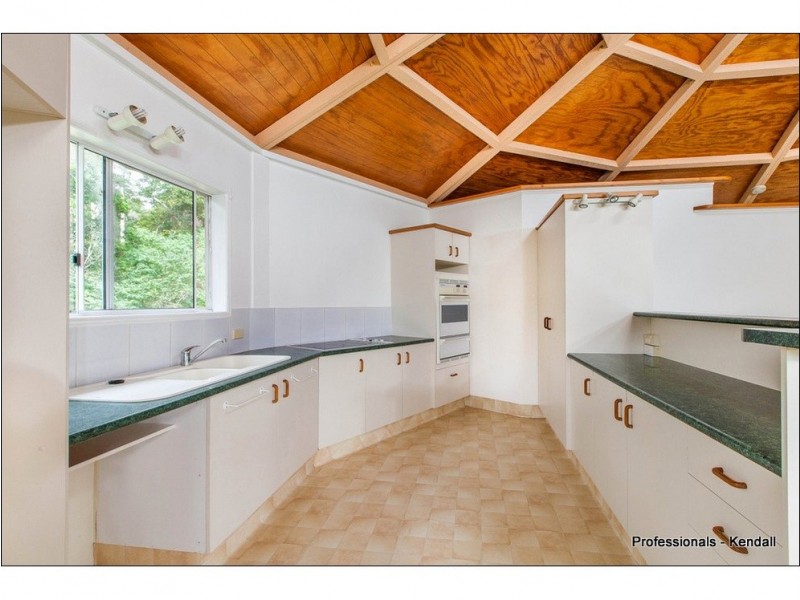 18 Ohia Court, Eagle Heights QLD 4271