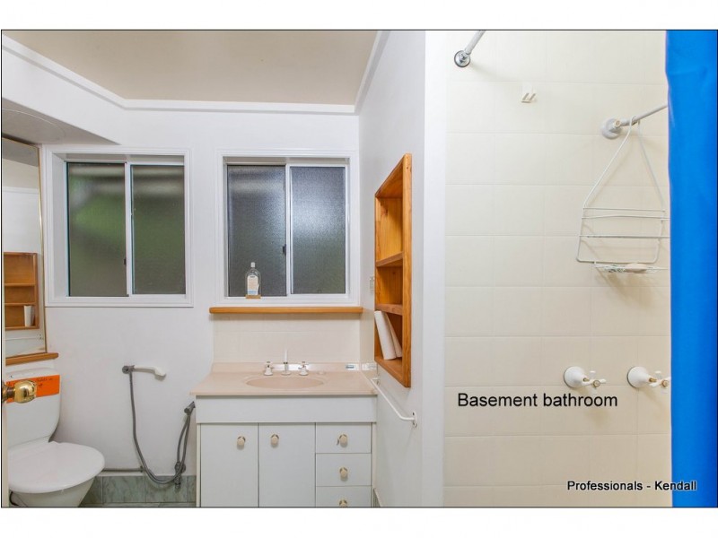 18 Ohia Court, Eagle Heights QLD 4271