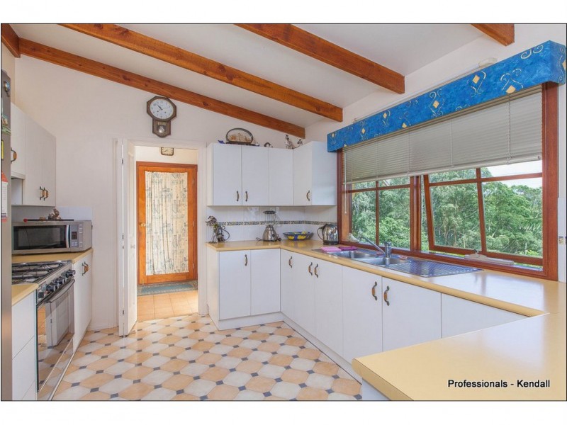 208 Guanaba Road, Tamborine Mountain QLD 4272