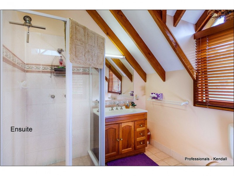 208 Guanaba Road, Tamborine Mountain QLD 4272