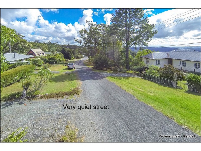 14 Orchis Drive, Eagle Heights QLD 4271