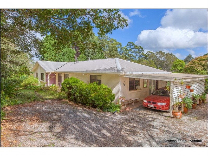 32 Bateke Road, Tamborine Mountain QLD 4272