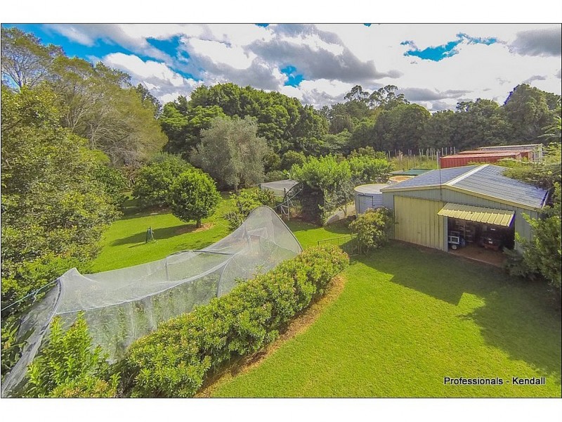 32 Bateke Road, Tamborine Mountain QLD 4272