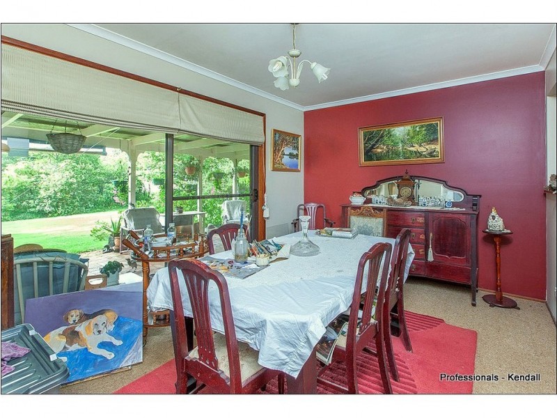 32 Bateke Road, Tamborine Mountain QLD 4272