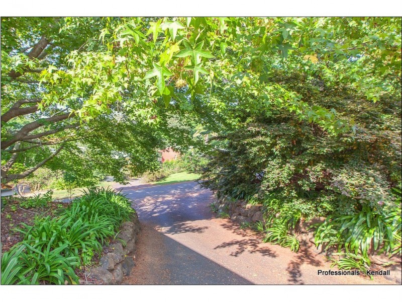 70 Pacific Parade, Tamborine Mountain QLD 4272