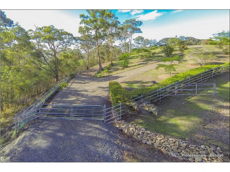 157 Jourdana Drive, Wongawallan QLD 4210