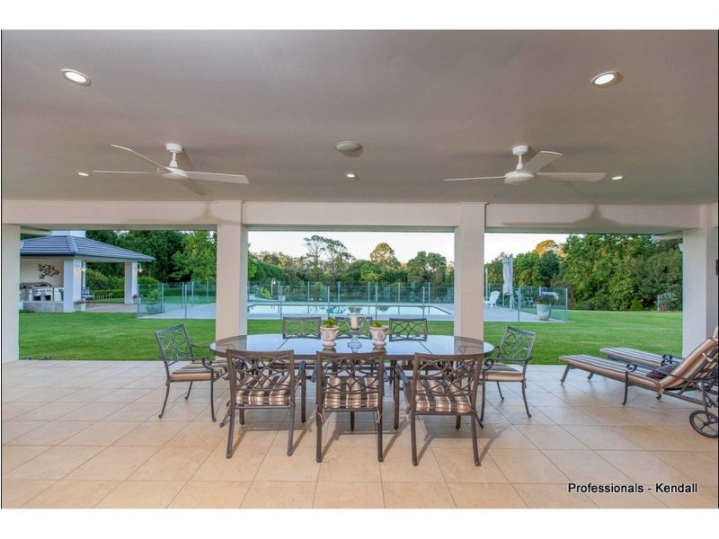125 Eagle Heights Road, Tamborine Mountain QLD 4272