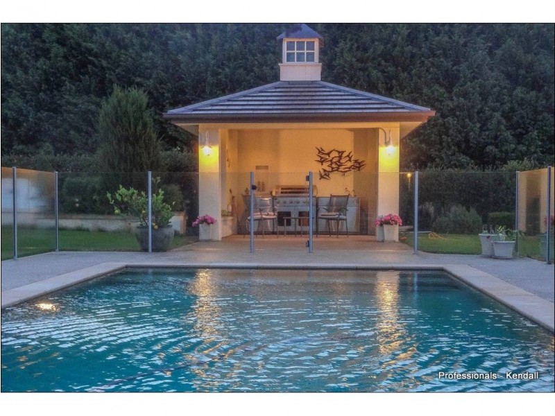 125 Eagle Heights Road, Tamborine Mountain QLD 4272