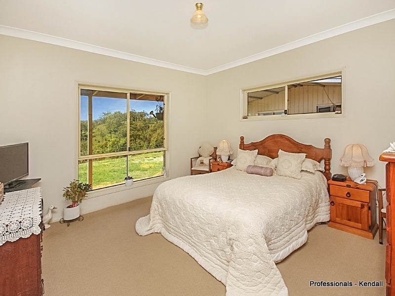 569 Oaky Creek Road, Oaky Creek QLD 4285