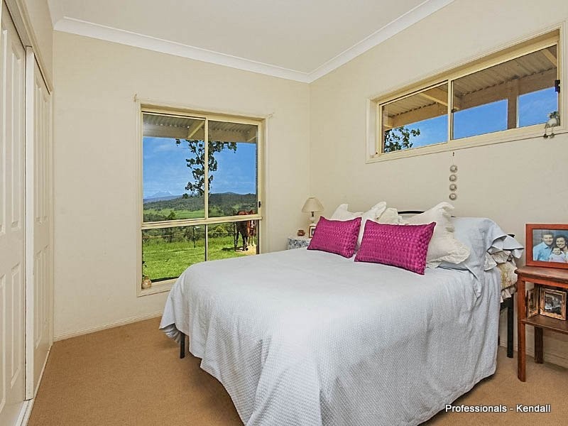 569 Oaky Creek Road, Oaky Creek QLD 4285