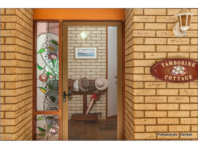 472 Main Western Road, Tamborine Mountain QLD 4272