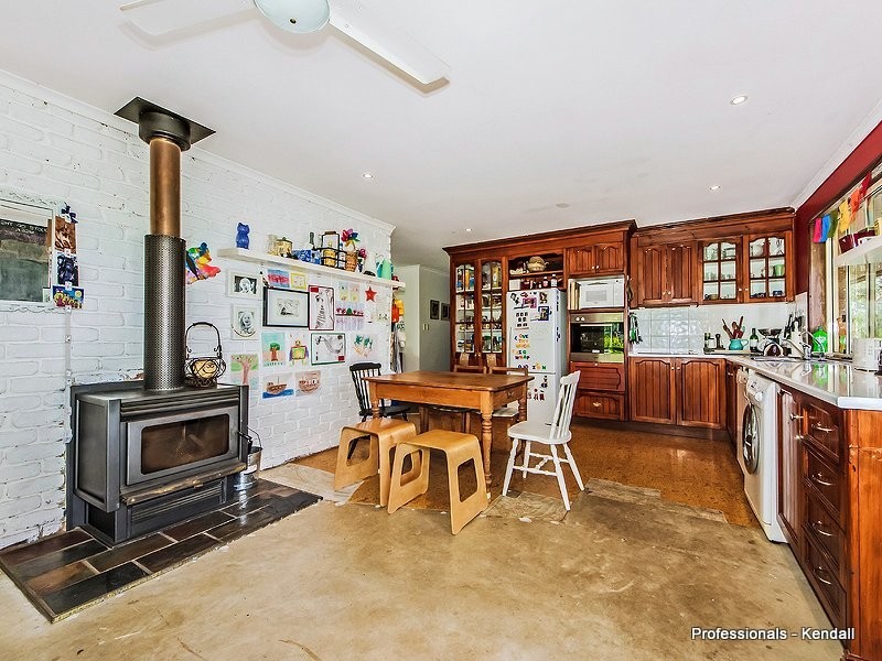 174 Vonda Youngman Drive, Tamborine QLD 4270