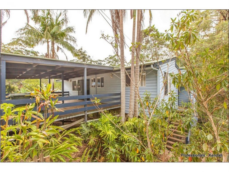 13 Tabor Drive, Eagle Heights QLD 4271