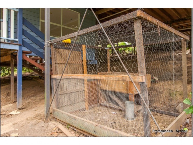 13 Tabor Drive, Eagle Heights QLD 4271