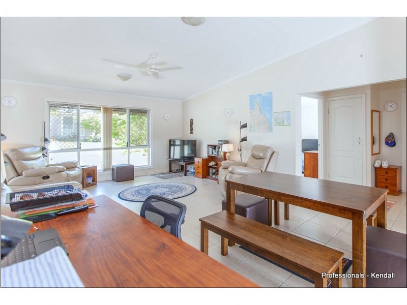 6 / 20-24 Yuulong Road, Tamborine Mountain QLD 4272