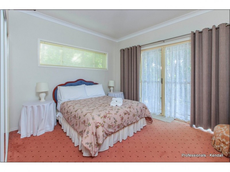 7 Saguaro Court, Eagle Heights QLD 4271